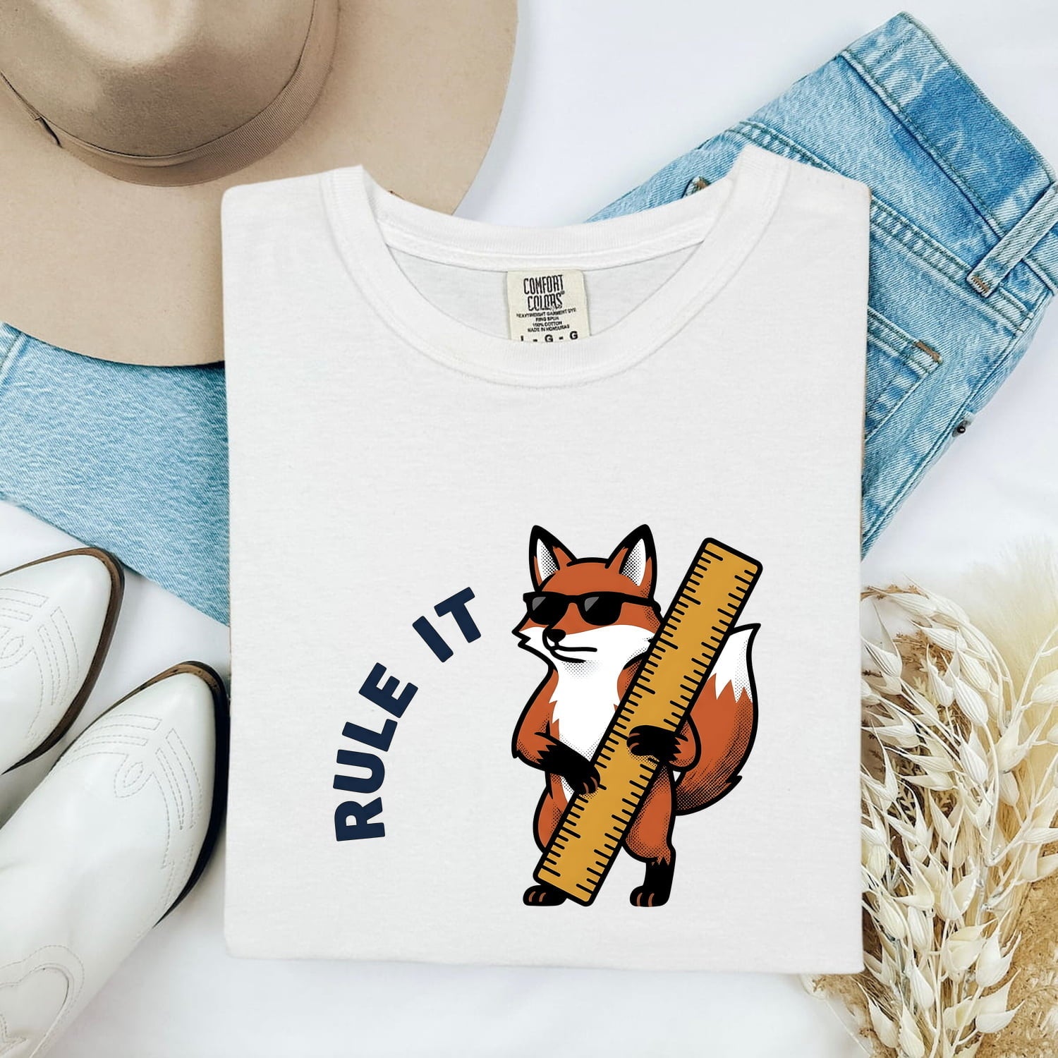 Cat Girl Shirt Cat Kitchen Gift Women Line Drawing Tee Kitty T-Shirt Feline Fan Illustrated Tshirt Cooking Graphic Hand Drawn Baking Roller