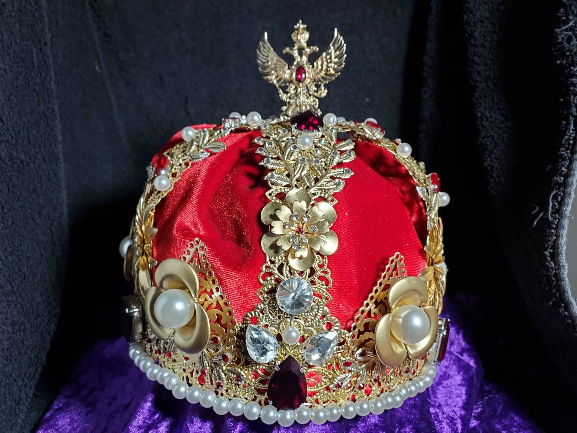 Custom Made Crowns: Gothic, Fantasy, Renaissance Style ...... Just Ask, detail 3