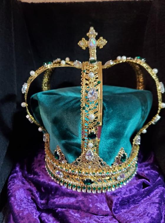 Custom Made Crowns: Gothic, Fantasy, Renaissance Style ...... Just Ask, detail 4