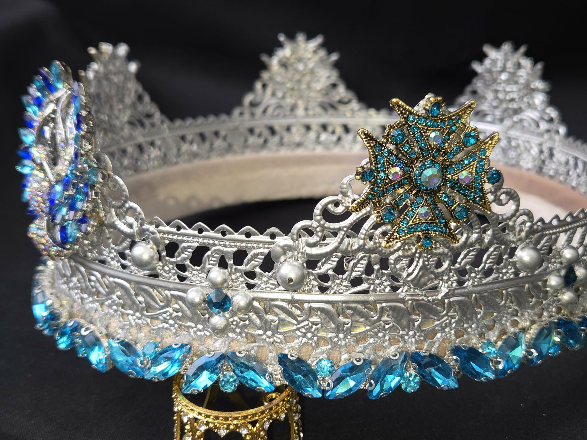Silver Lacquered Phoenix Crown, Sapphire Azure Rhinestones, Velvet Lined, detail 3