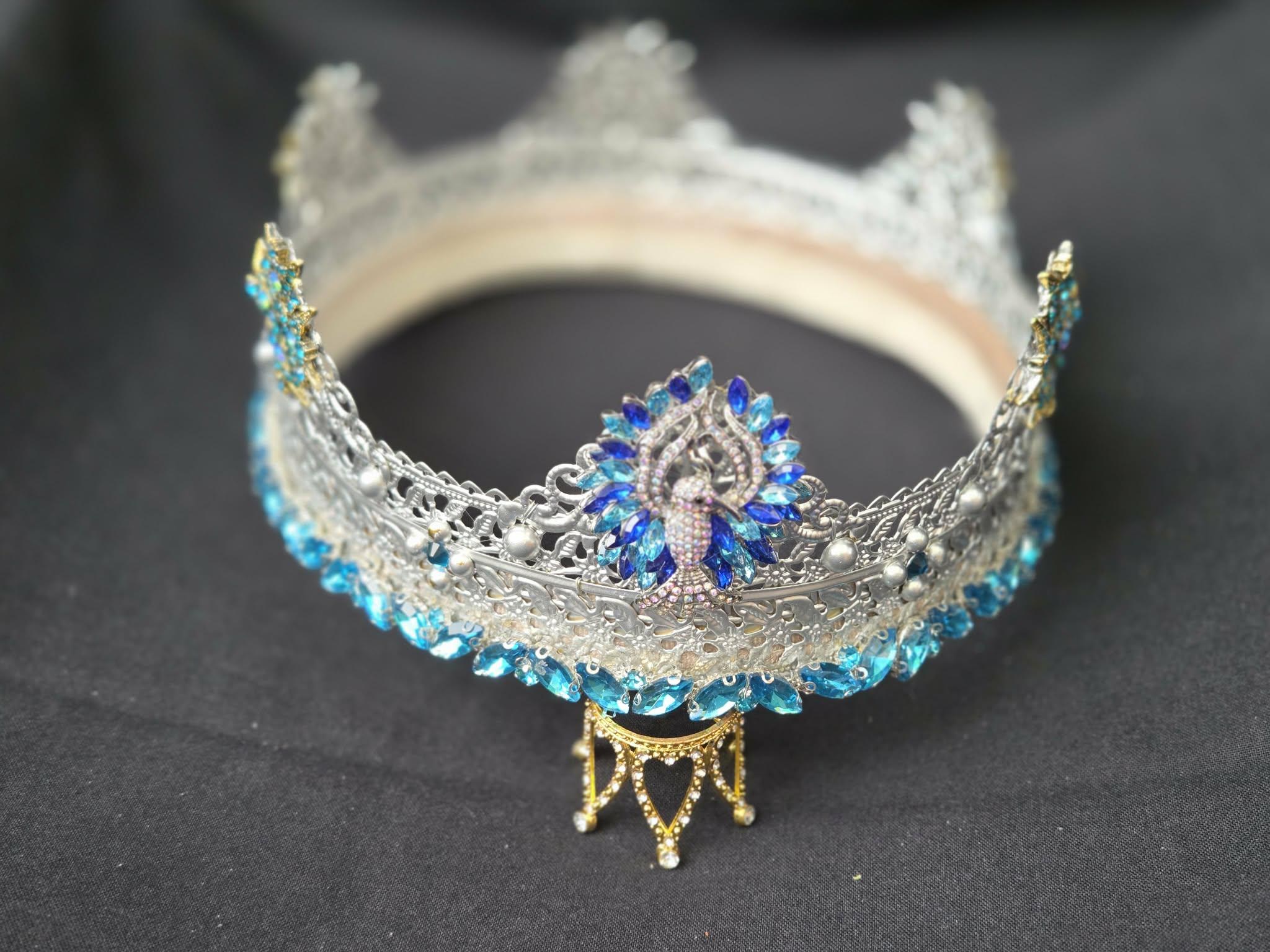 Silver Lacquered Phoenix Crown, Sapphire Azure Rhinestones, Velvet Lined, detail 4