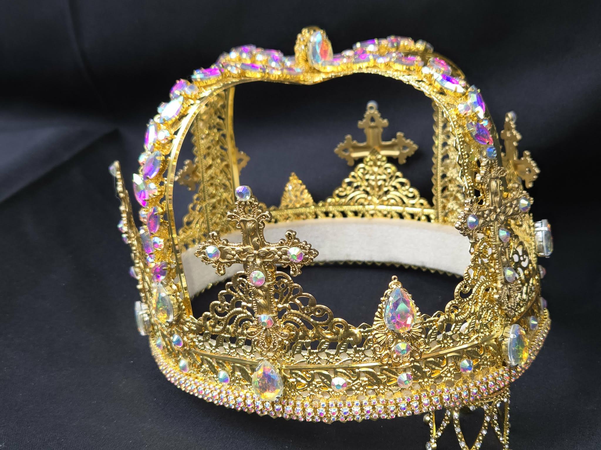 Sparkling Goldtone King-Queen Crown, Weddings, Aurora Rhinestones, detail 2