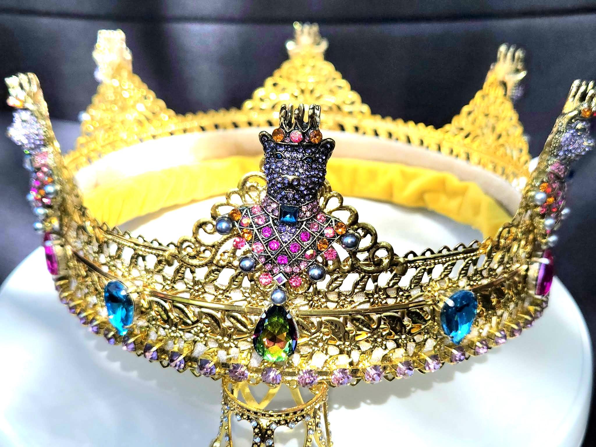 Magical Bear King Crown. Embellished gold crown with fanciful crowned bears, detail 2