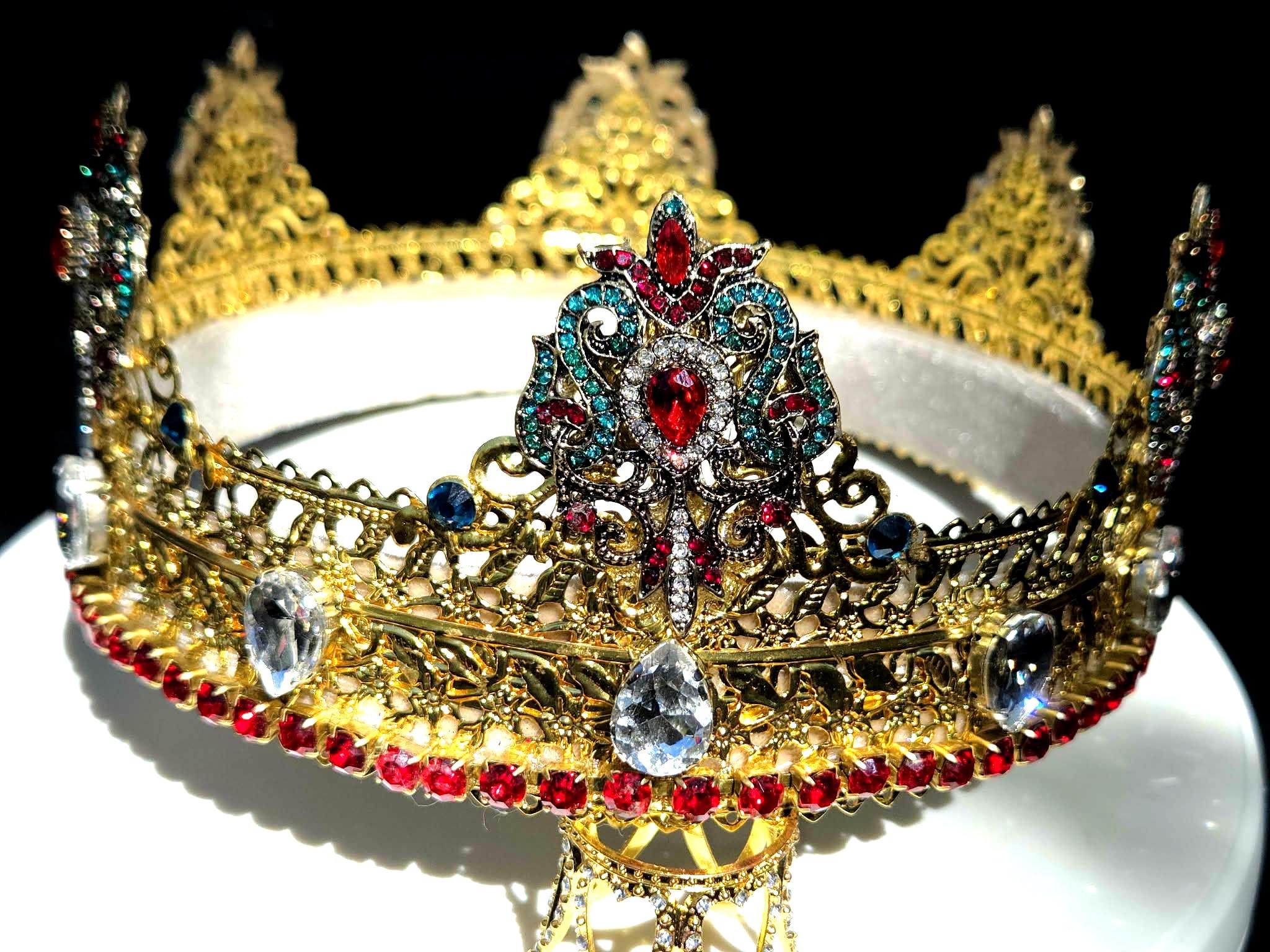 Classic Gold Crown, Mysticism of the Far East