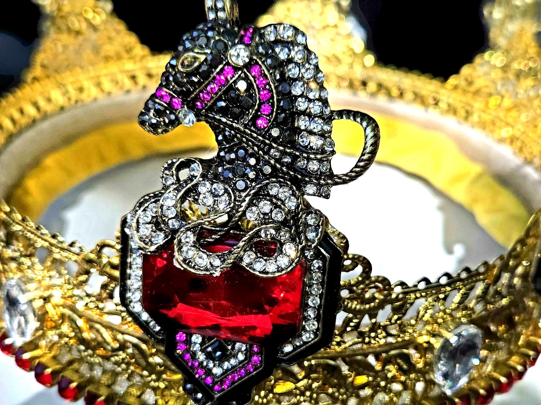 Fantasy Stallion Noble Golden Ruby Crown.