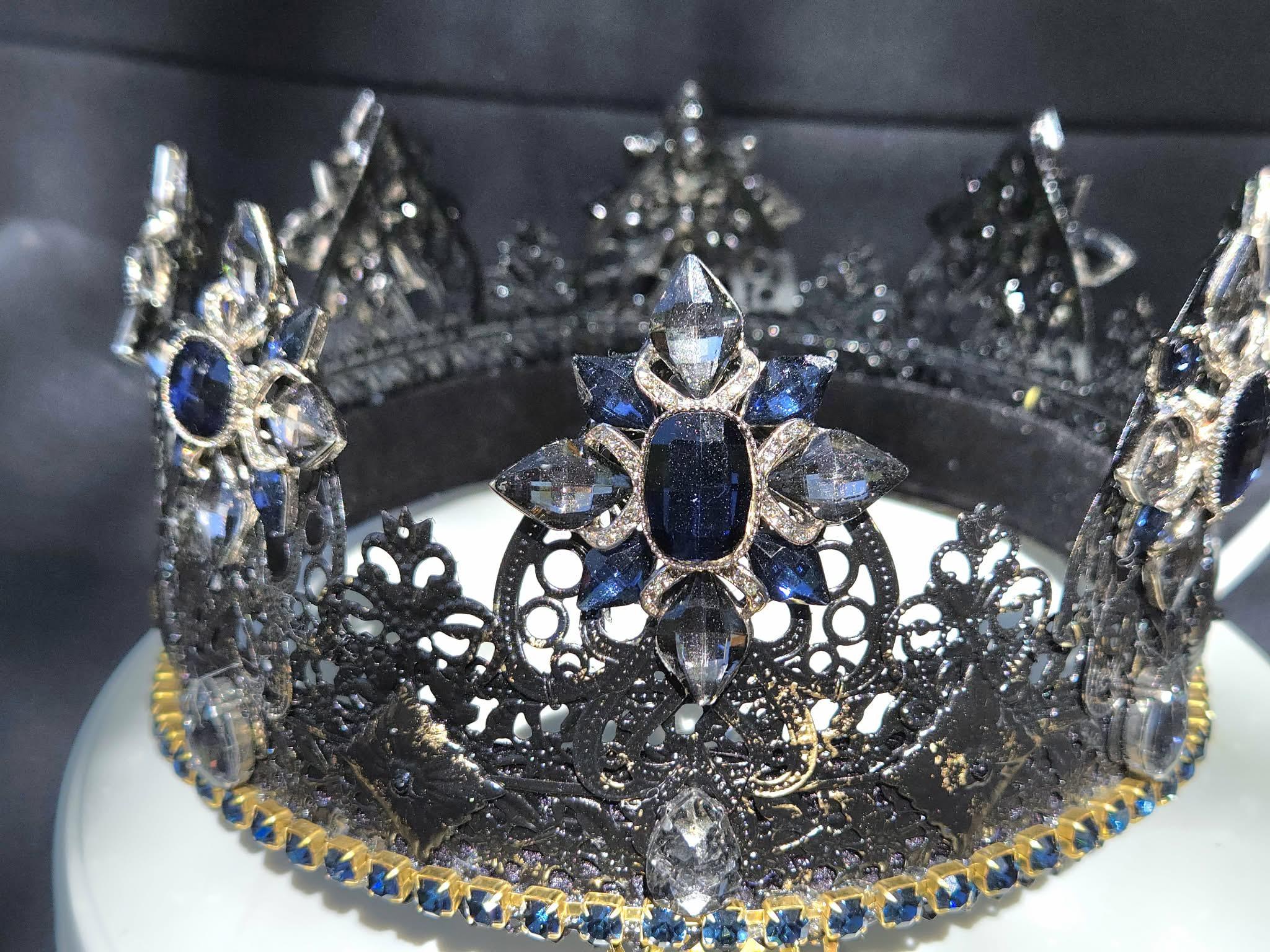 Darkstar Crown. Black Lacquered Kings Crown w/Brushed gold accents. Blue/Smoke Rhinestones., detail 3