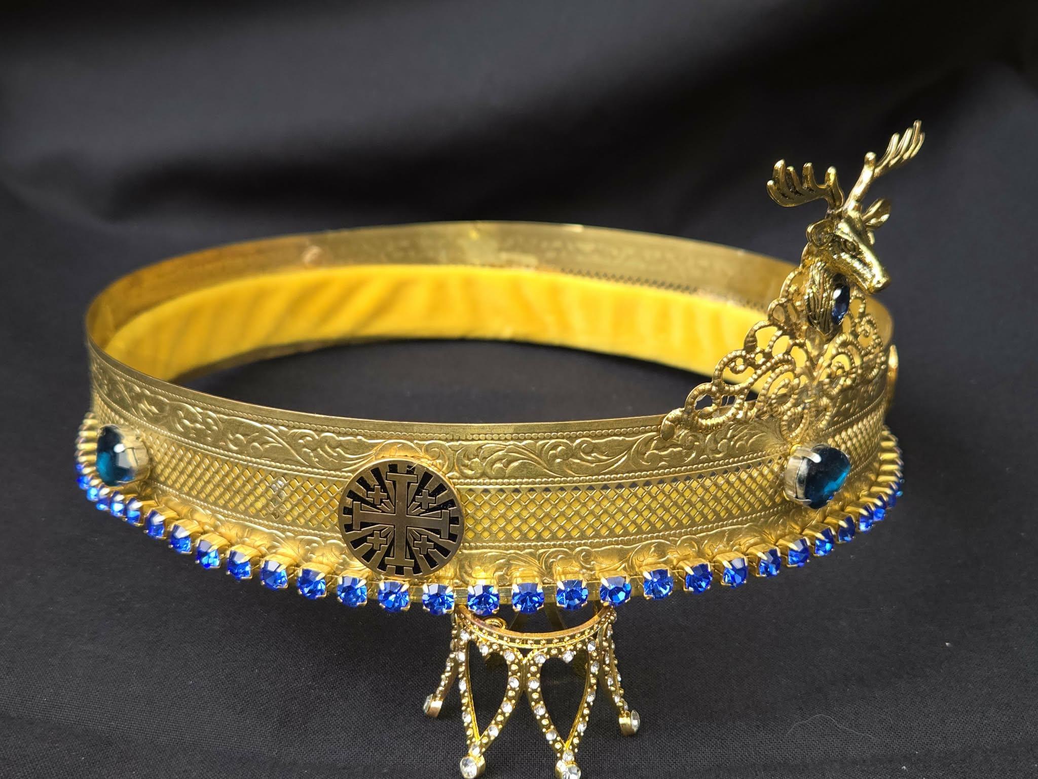 Golden Hind Ducal Crown. Sapphire Blue Glass Rhinestones. Golden Cross Medallions, detail 2