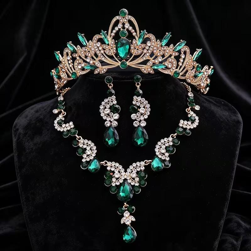 Crown fit for a Queen or perhaps a Princess. Accessorize Your Halloween Costume and Sparkle