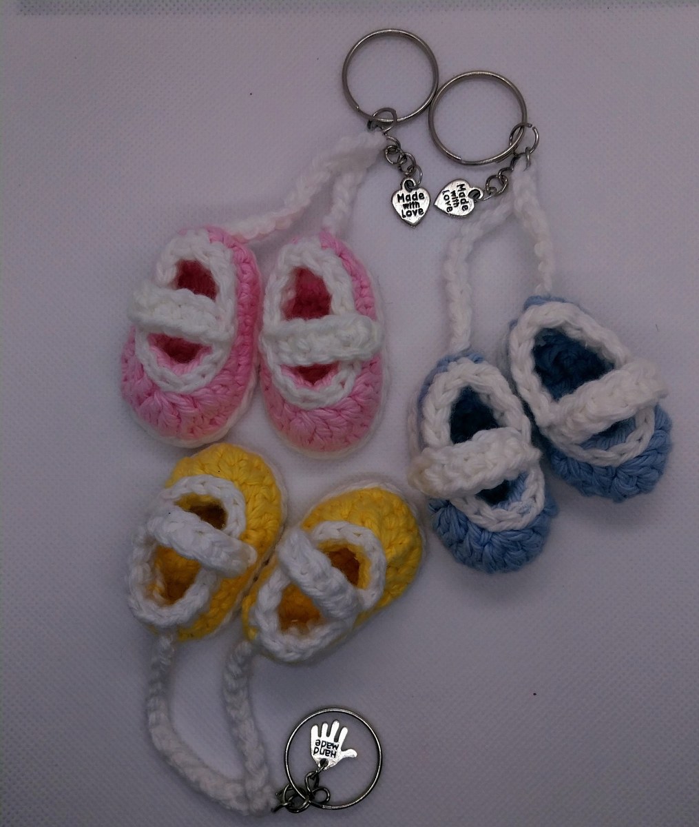 Crochet Baby Shoe Keychain, Cotton Mini Shoes, view 2