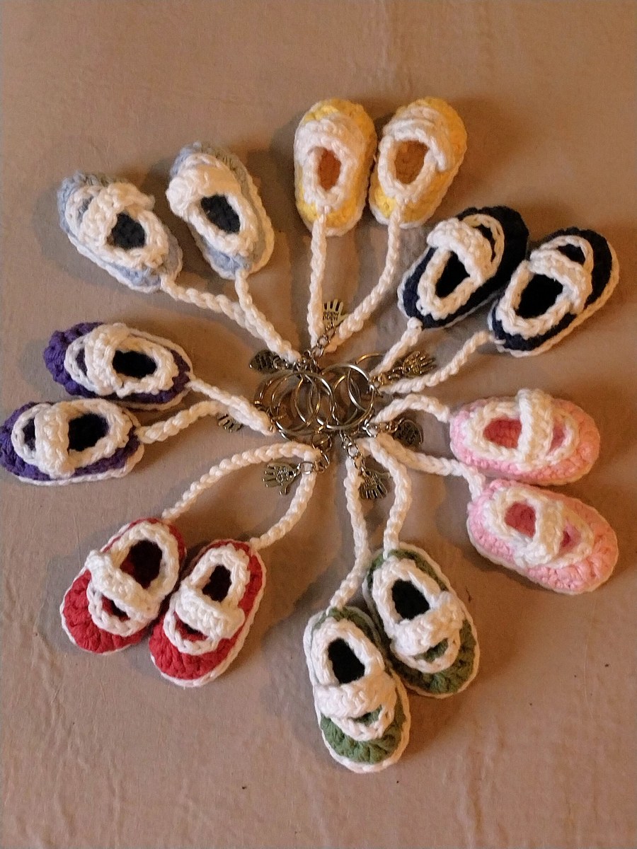 Crochet Baby Shoe Keychain, Cotton Mini Shoes, view 4