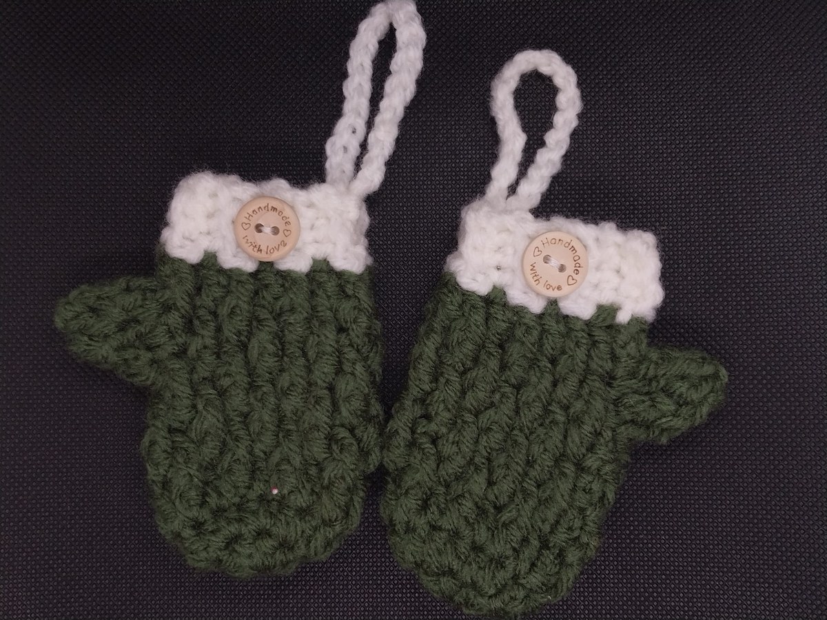 Crocheted Mitten Ornament: Red or Green Cotton Yarn Christmas Decor, view 3