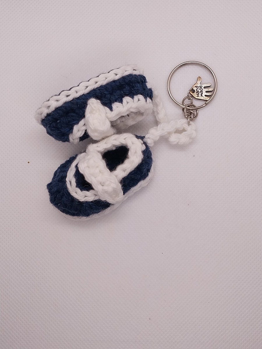 Tiny Toes Keepsake: Baby Shoe Keychain, view 4