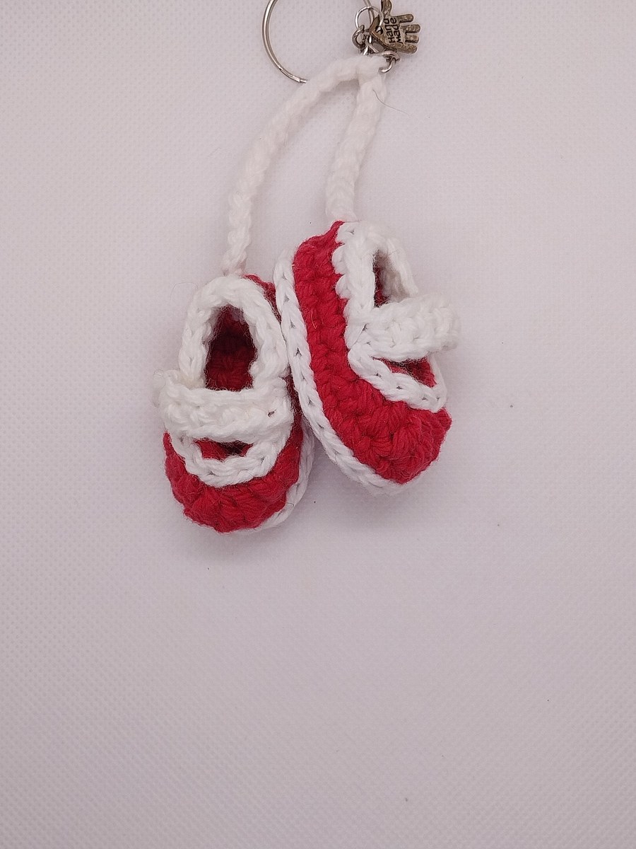 Tiny Toes Keepsake: Baby Shoe Keychain, view 8