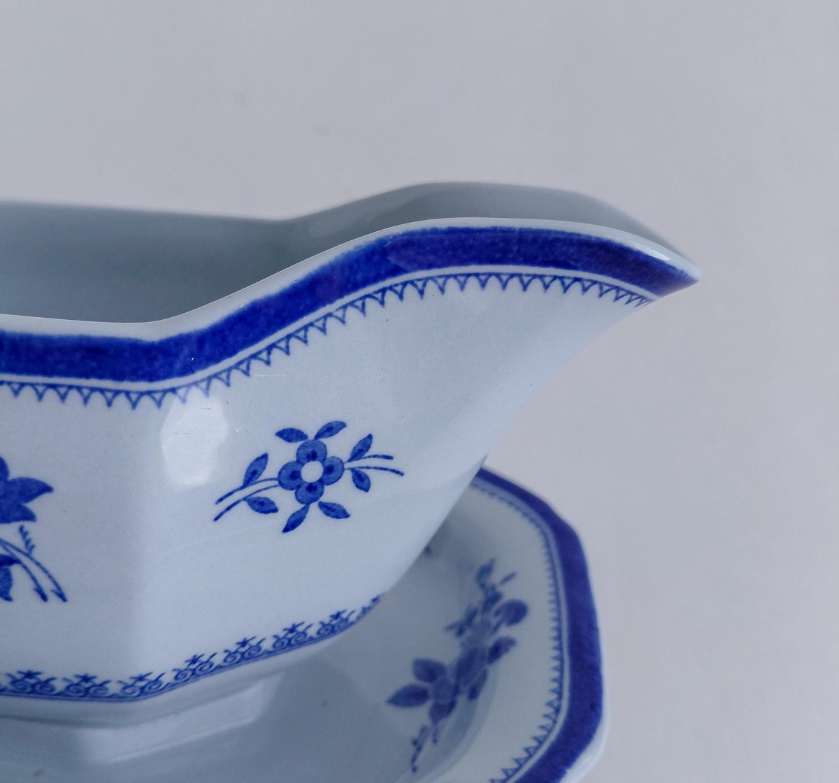 Vintage Spode Gloucester Blue Gravy Boat England Blue White Transferware Attached Underplate Chinoiserie Serving Piece, view 9