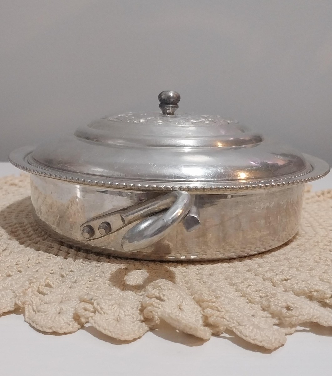 Vintage Cromwell Aluminum Serving Bowl with Lid: Hand Wrought Fruit Motif, view 7