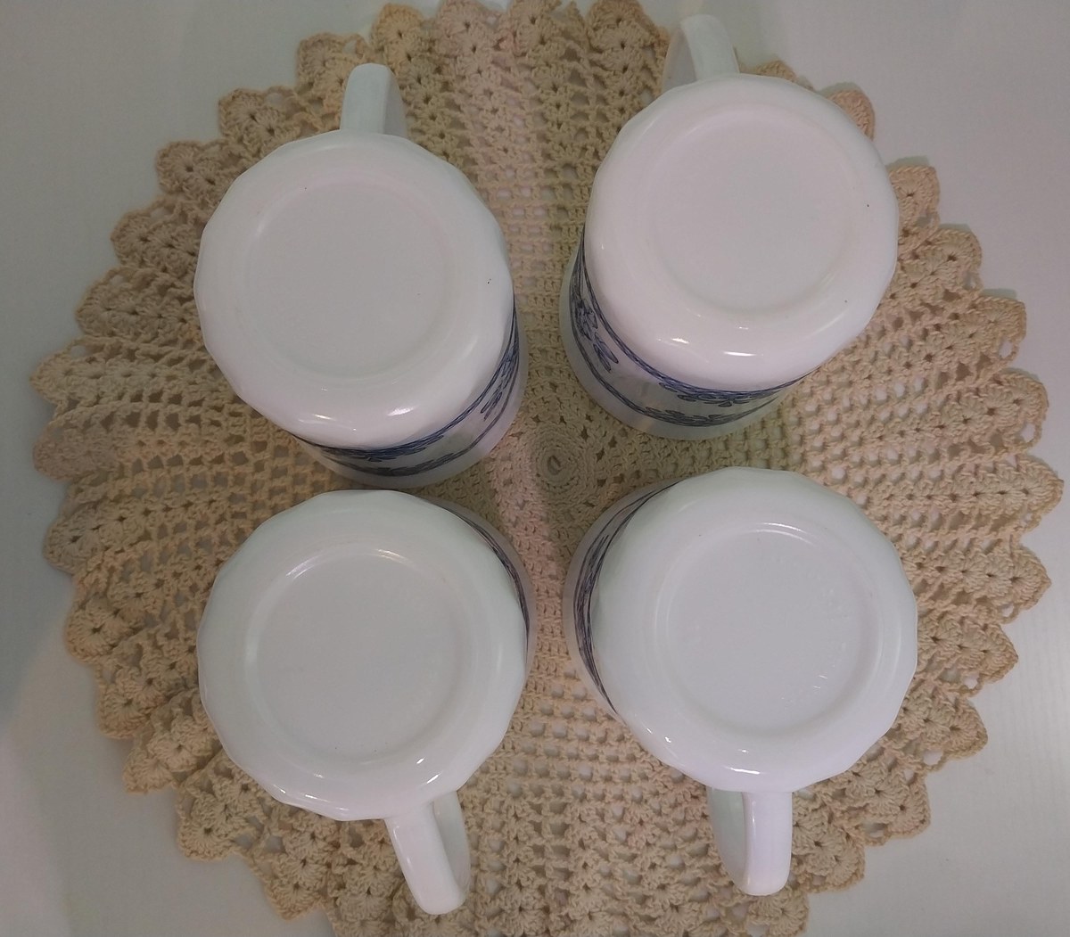 Vintage Arcopal Honorine Coffee Cups - Set of 4 French Opaline Glass, view 7