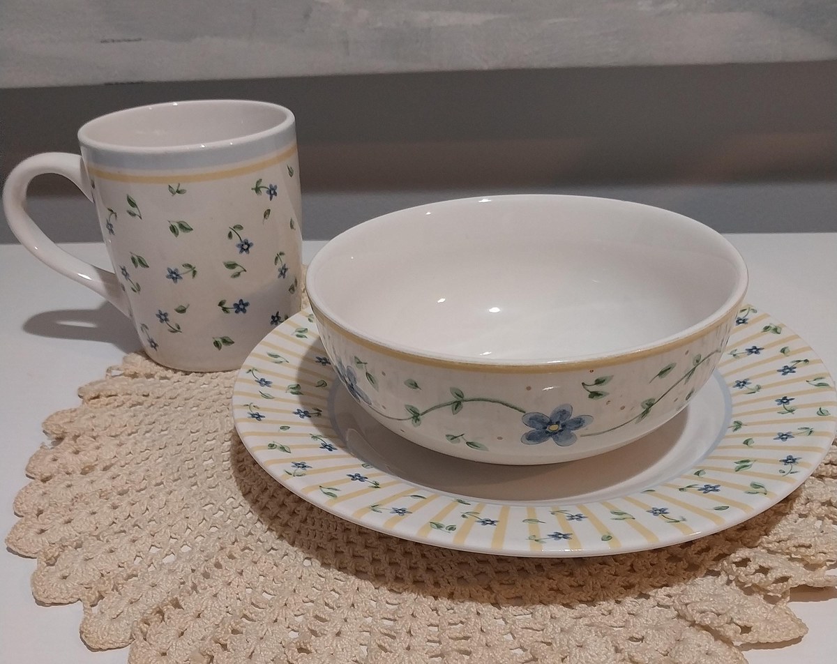 Vintage Pfaltzgraff Melissa Stoneware: 80s Floral Dinnerware, You Choose, view 7