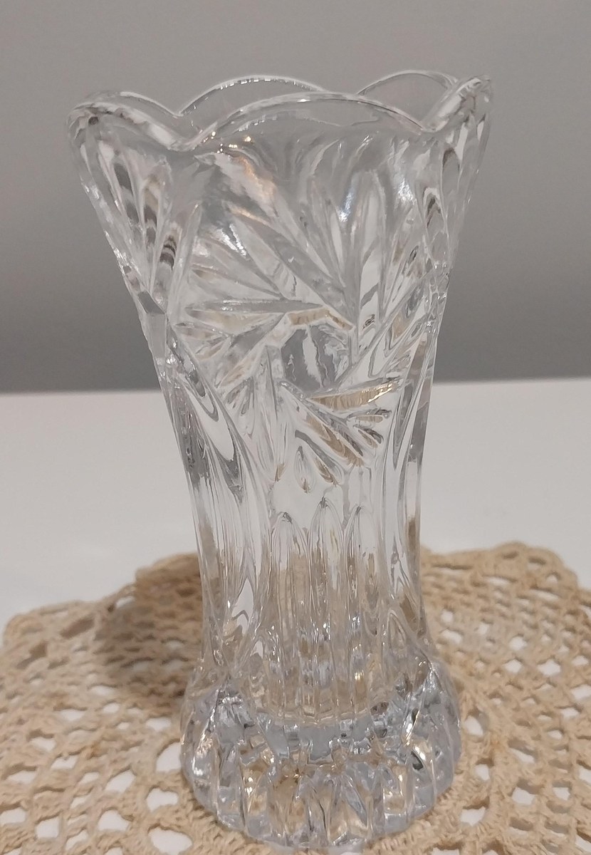 Vintage Cristal D'Arques Vincennes Bud Vase: French Cut Crystal, 5", view 3