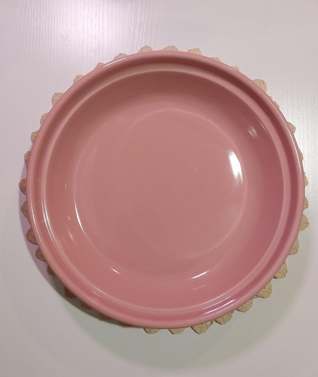Longaberger Pink Pie Plate: 10" Woven Traditions Ceramic Bakeware Breast cancer awareness, view 7