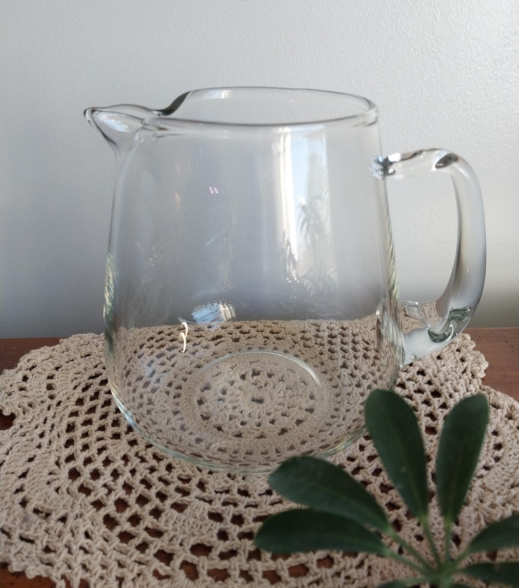 Hand Blown Glass Pitcher: Minimalist Borosilicate Jug with Ice Lip, view 7