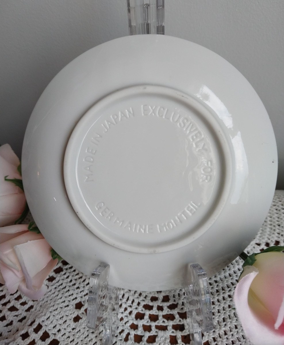 Vintage Germaine Monteil Floral Soap Dish: Embossed Peonies, 1970s Japan, view 2