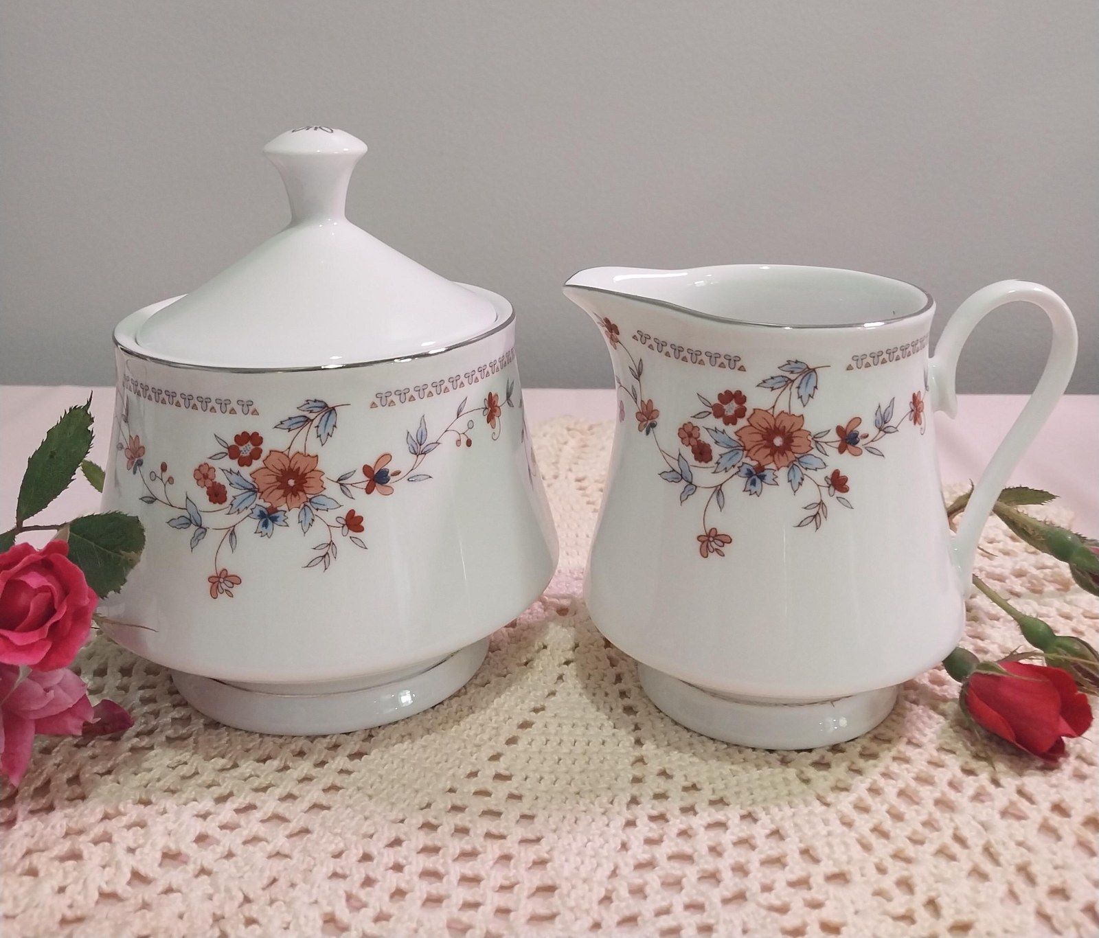 Vintage Dynasty Fine China Creamer & Sugar Bowl Set: Copenhagen Floral, 1980s