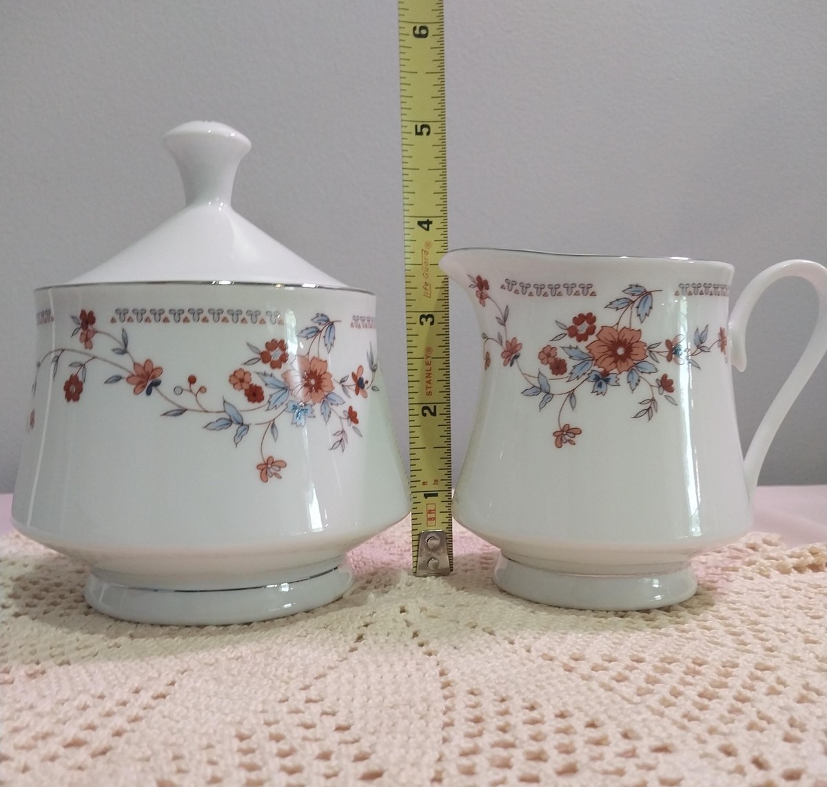 Vintage Dynasty Fine China Creamer & Sugar Bowl Set: Copenhagen Floral, 1980s, view 4