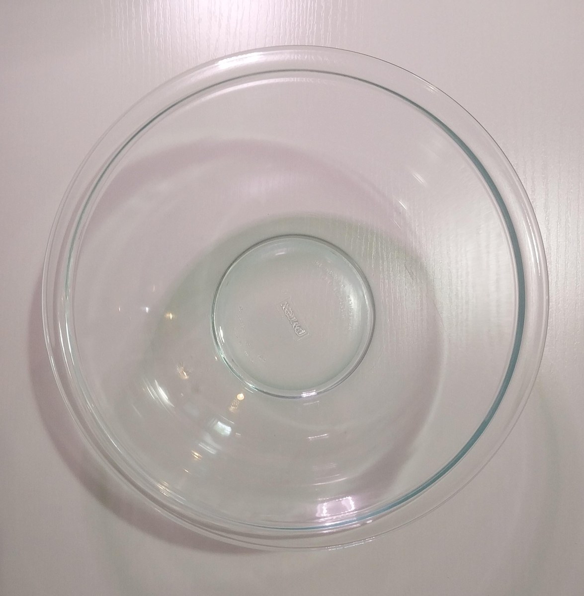 Vintage 1970s Pyrex #325 Mixing Bowl 2.5 Qt - Blue Green Tint, MCM Glass USA, view 4