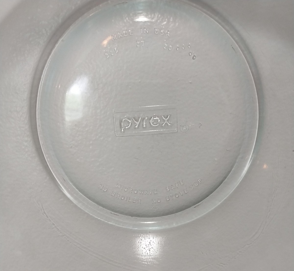 Vintage 1970s Pyrex #325 Mixing Bowl 2.5 Qt - Blue Green Tint, MCM Glass USA, view 6