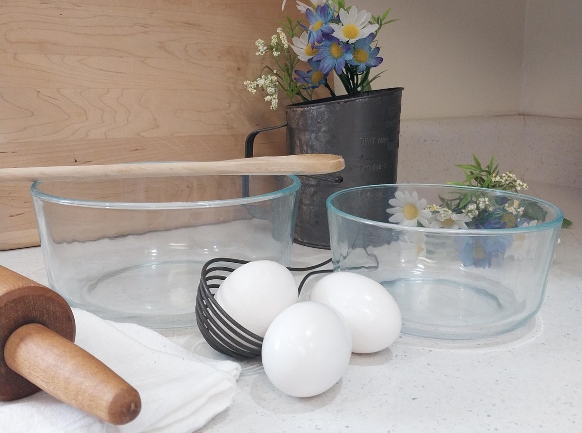 Vintage Pyrex Mixing Bowl Set: Clear Blue Green Glass, MCM Kitchenware, view 5