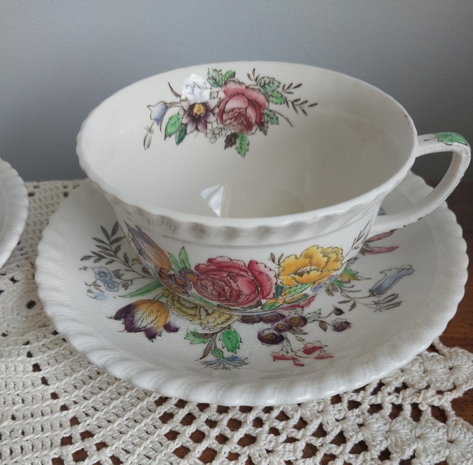 Vintage Johnson Bros Tea Cup & Saucer Sets: Garden Bouquet Windsor Ware