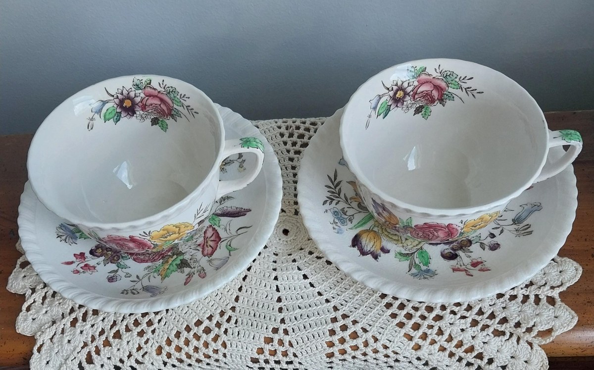 Vintage Johnson Bros Tea Cup & Saucer Sets: Garden Bouquet Windsor Ware, view 2