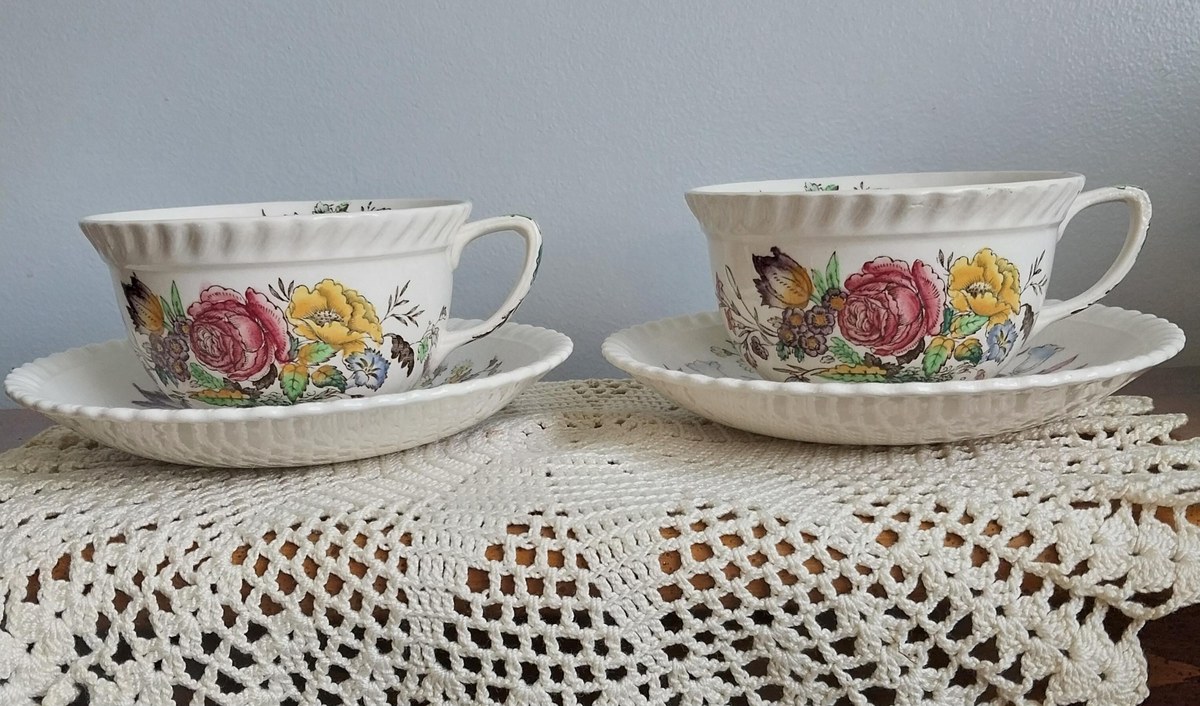 Vintage Johnson Bros Tea Cup & Saucer Sets: Garden Bouquet Windsor Ware, view 3