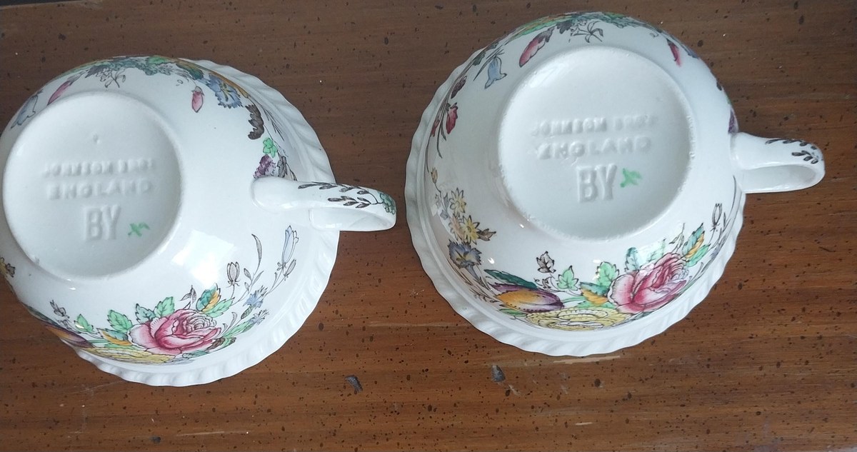 Vintage Johnson Bros Tea Cup & Saucer Sets: Garden Bouquet Windsor Ware, view 9