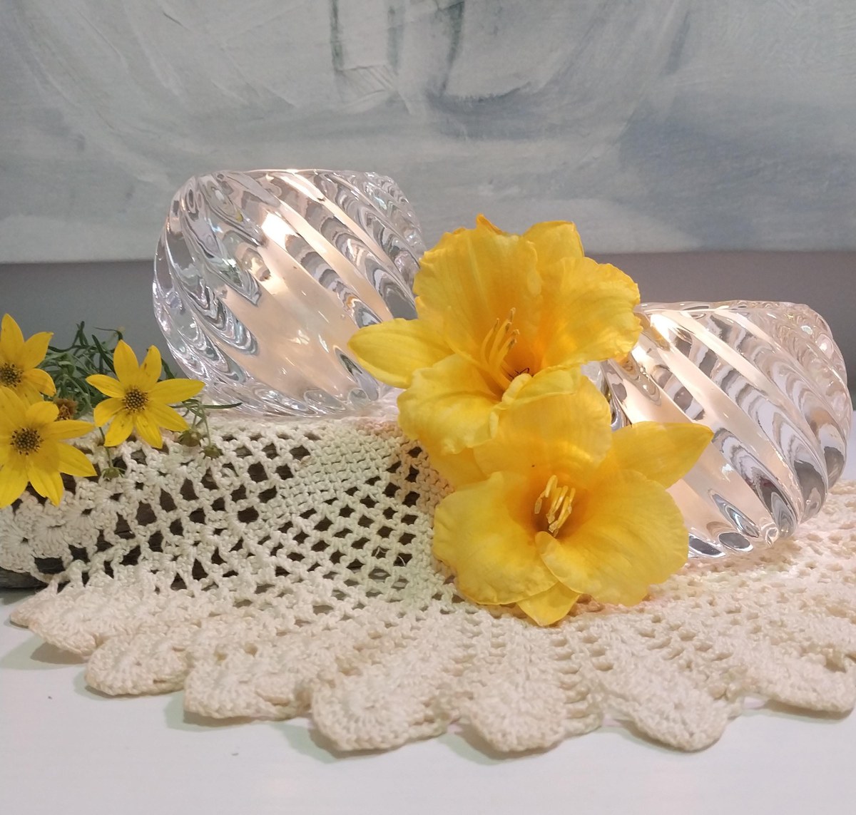 Vintage PartyLite Candle Holders Set of 2, Clear Glass Votive Holders, Elegant Candlelight Decor, Retired PartyLite Home Accent, view 8