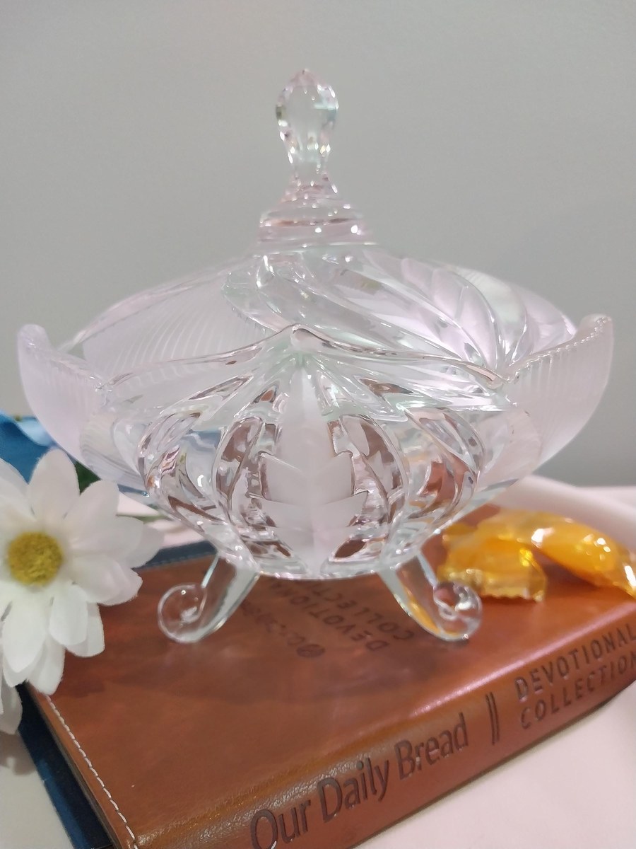 Vintage Beyer Bleikristall Lead Crystal Candy Dish: Frosted Novelette, West Germany, view 10