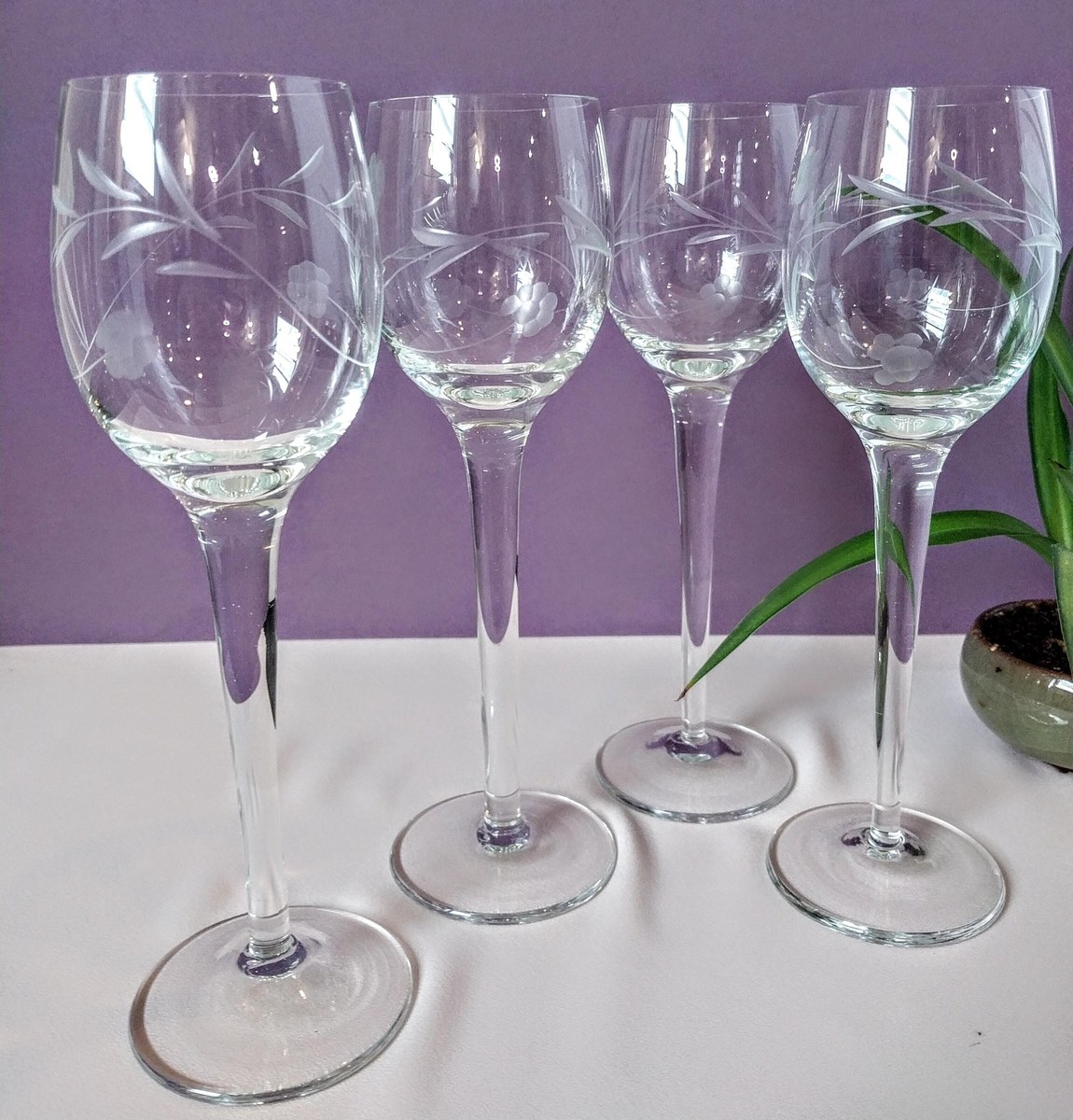 Etched Crystal Wine Glasses - Set of 4 Hand Blown Floral Goblets, view 7