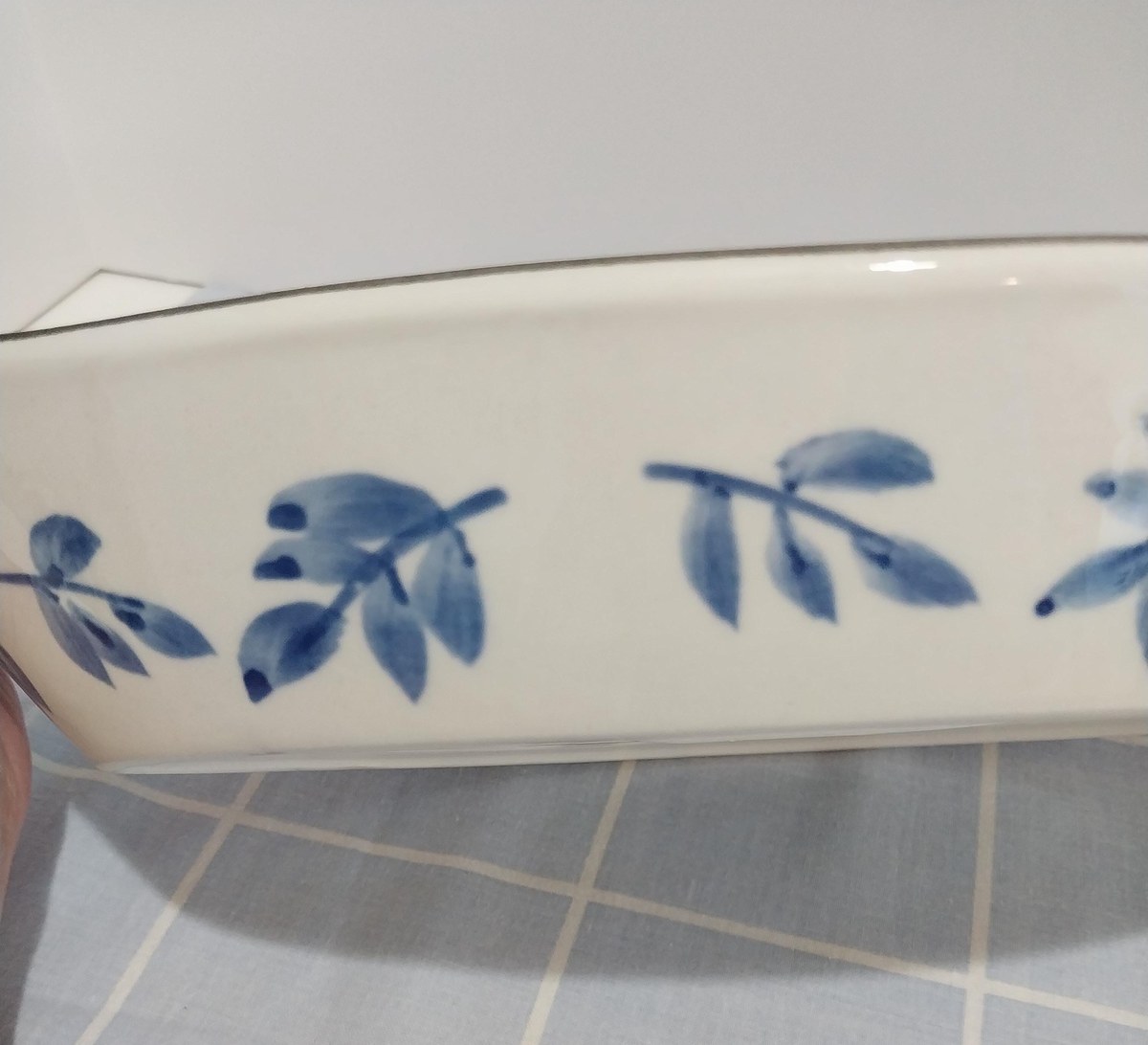 Blue Leaf Stoneware Casserole Dish: Tabletops Unlimited Over & Over Pattern, view 2