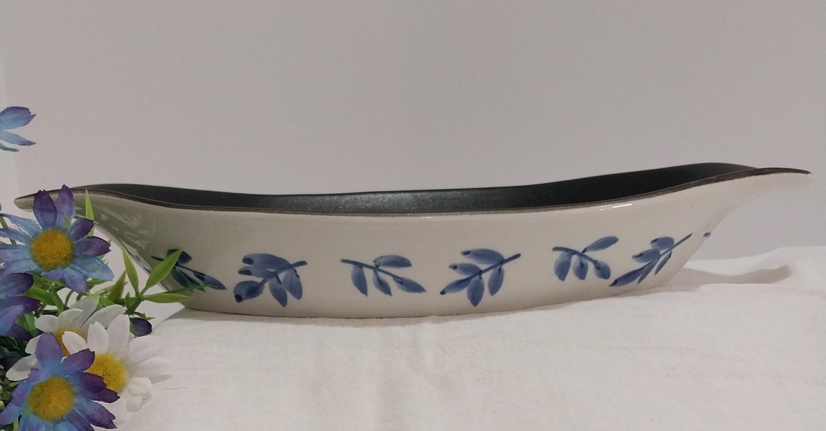 Blue Leaf Stoneware Casserole Dish: Tabletops Unlimited Over & Over Pattern, view 8