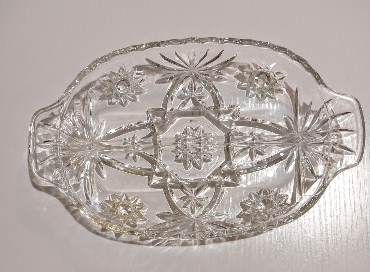 Vintage Anchor Hocking Glass Relish Dish – Early American Prescut Pattern, view 2