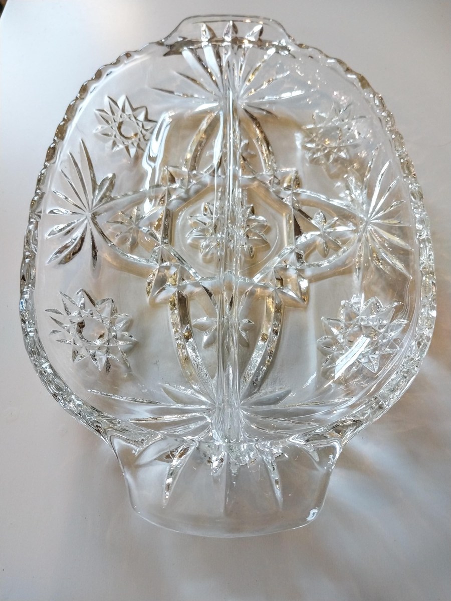 Vintage Anchor Hocking Glass Relish Dish – Early American Prescut Pattern, view 7