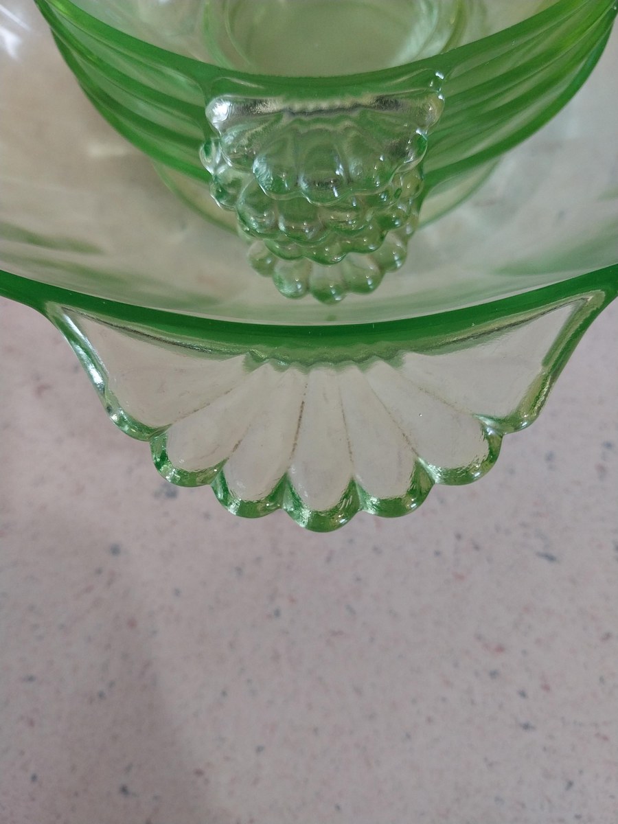 Antique Uranium Glass Berry Bowl Set, 5pc Vaseline Depression Green UV Glow, view 10