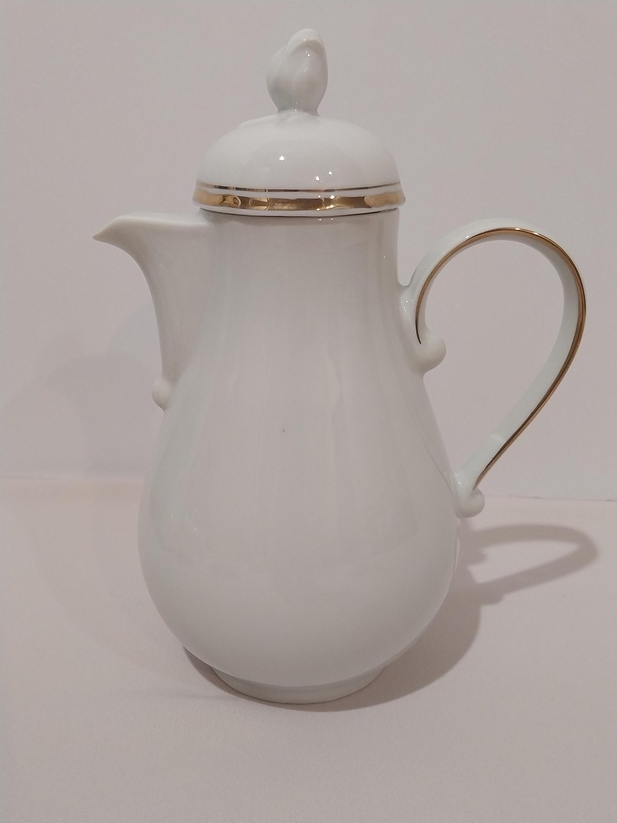 Vintage Kahla GDR Demitasse Set: White Porcelain, Gold Trim, view 4