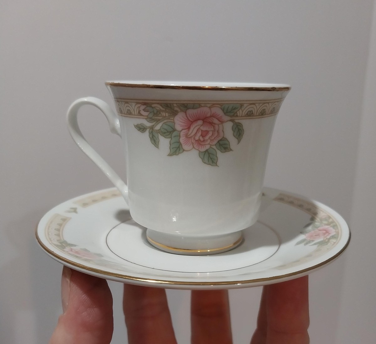1950s Lynn's Fine China Demitasse Set: Rose Pattern Espresso Cups, view 4