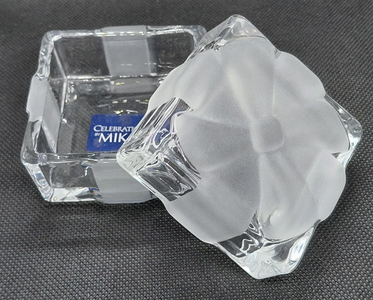 Vintage Mikasa Crystal Gift Box: Frosted Bow Lid, Celebrations Collection, view 5