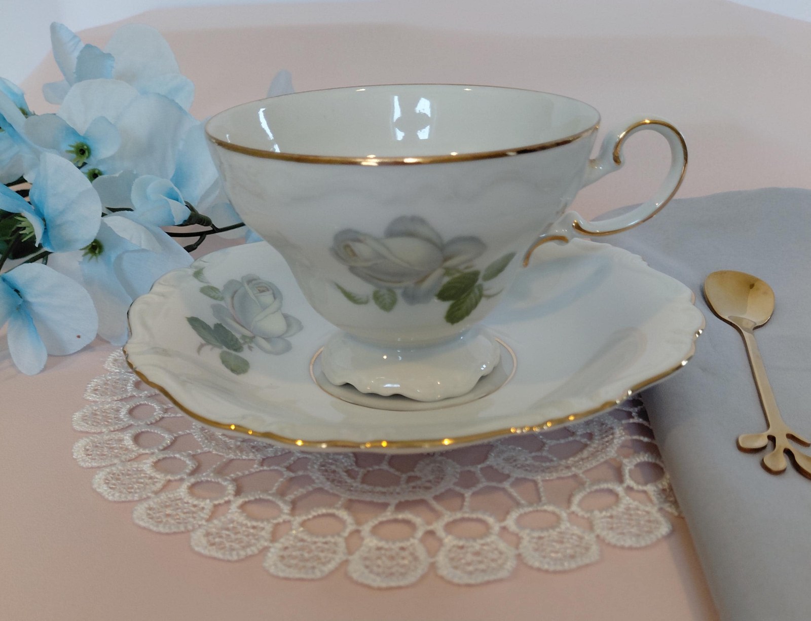 Vintage Johann Haviland White Rose Tea Set - cups and saucers - Set of 6