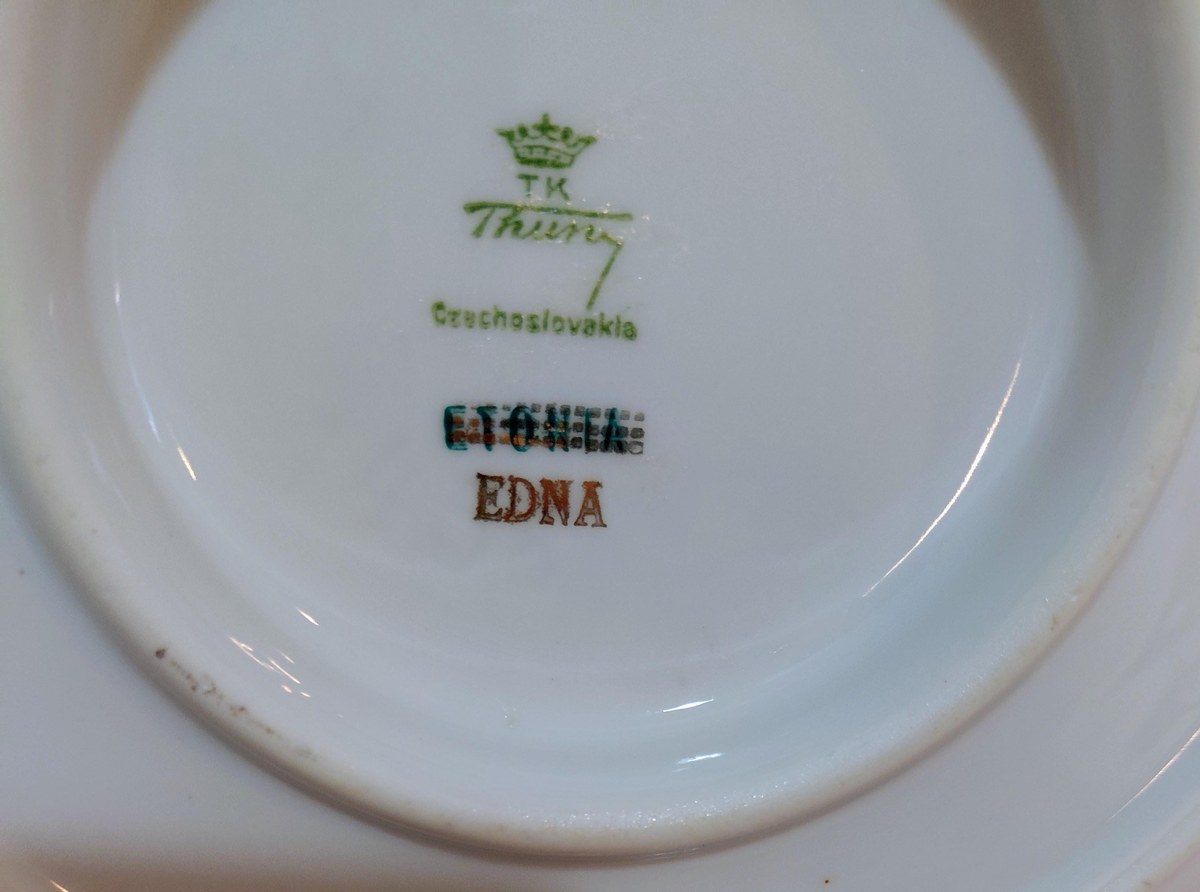 TK Thun Bohemia Edna Gravy Boat Bowl Creamer Czech Porcelain 1918-1939 Floral Gold Trim, view 11