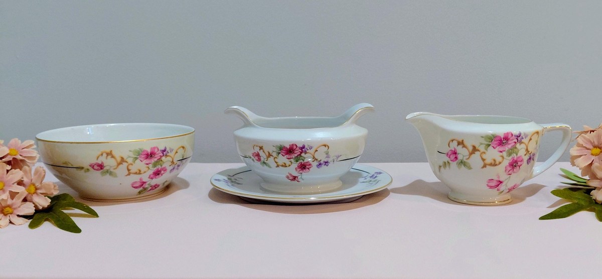 TK Thun Bohemia Edna Gravy Boat Bowl Creamer Czech Porcelain 1918-1939 Floral Gold Trim, view 20
