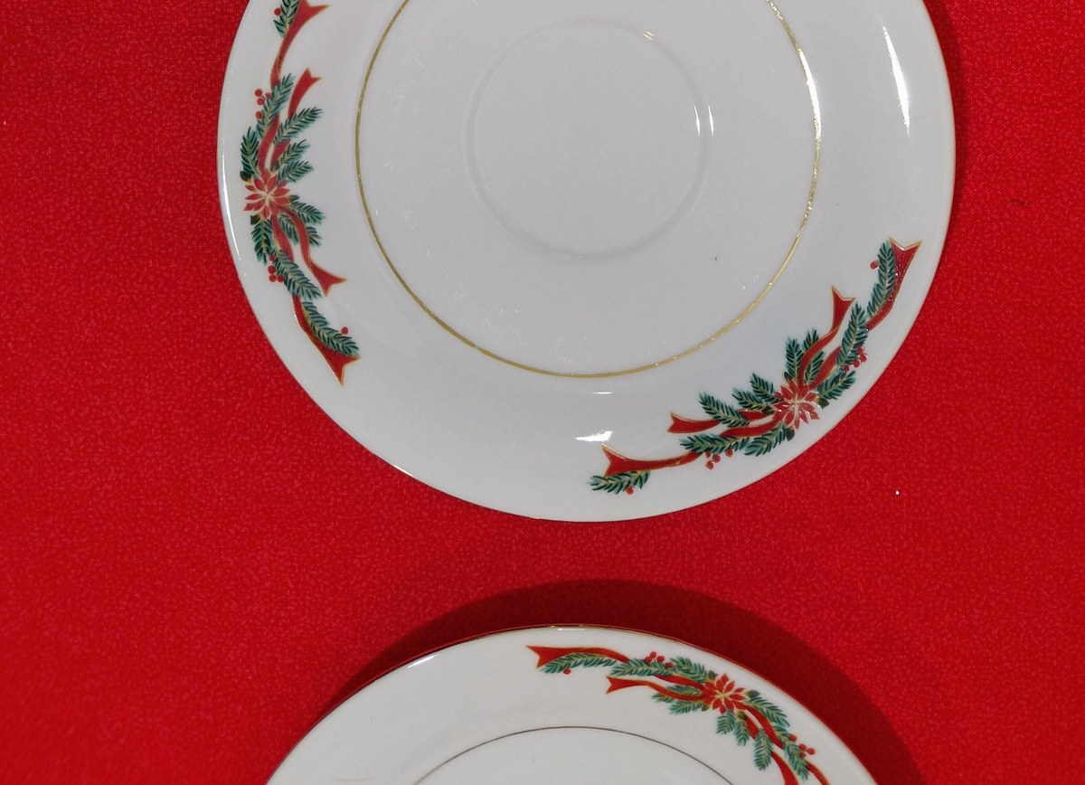 Vintage Tienshan Christmas Teacup Set | Deck the Halls Poinsettia Fine China, view 14