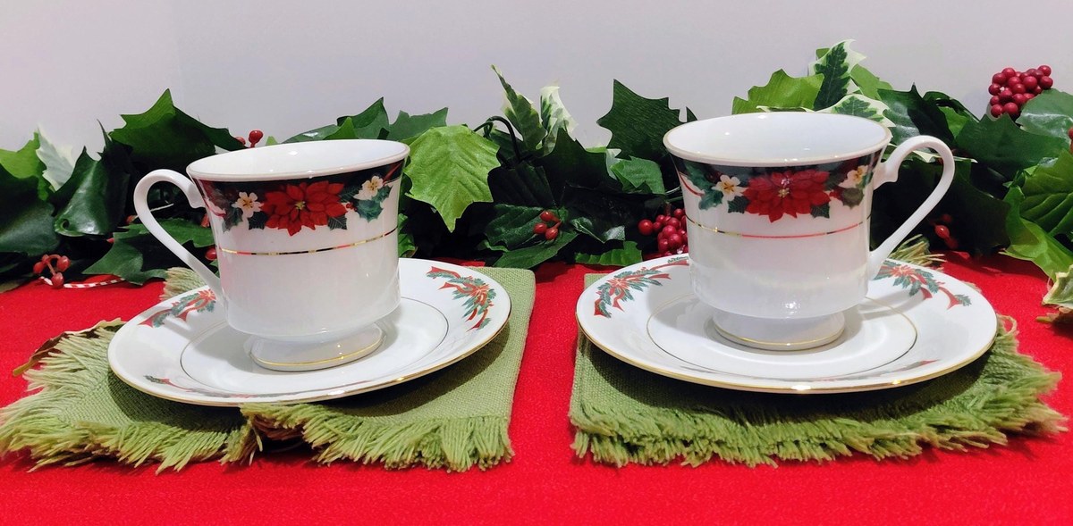 Vintage Tienshan Christmas Teacup Set | Deck the Halls Poinsettia Fine China, view 19